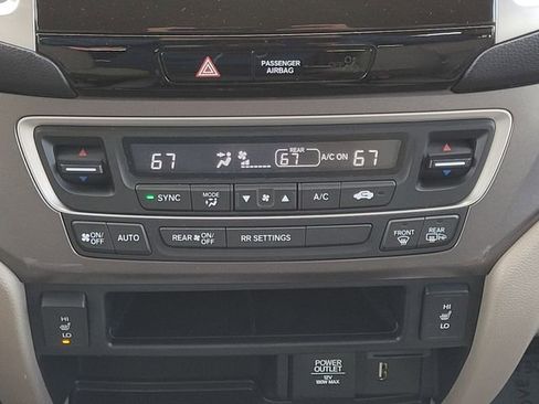 Used 2017 Honda Ridgeline RTL-T image 18