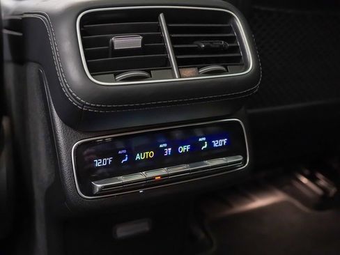 Used 2023 Mercedes-Benz GLS 63 AMG 4MATIC image 21