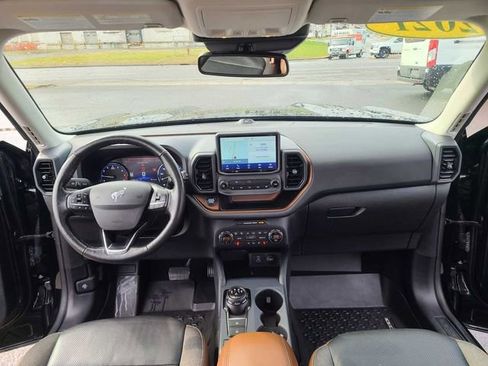 Used 2021 Ford Bronco Sport Outer Banks w/ Outer Banks Package image 10