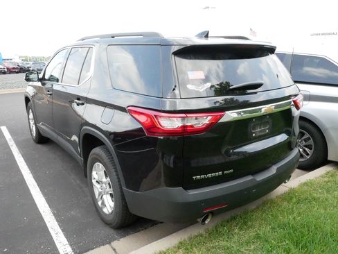 Used 2020 Chevrolet Traverse LT w/ Driver Confidence II Package AWD/4WD image 5