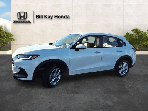 Used 2023 Honda HR-V LX image 6