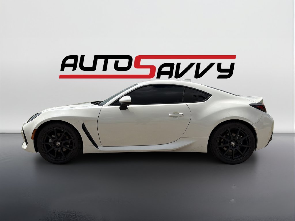 Used 2024 Subaru BRZ Limited RWD image 5