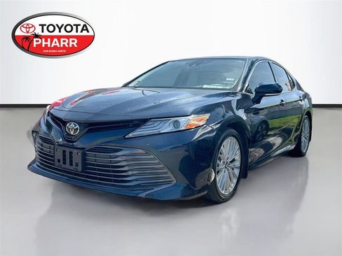 Used 2019 Toyota Camry XLE FWD image 1