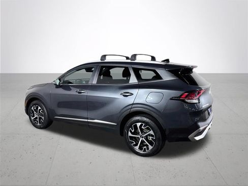 Used 2023 Kia Sportage EX AWD/4WD image 8