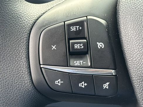 New 2025 Ford Maverick XL image 24