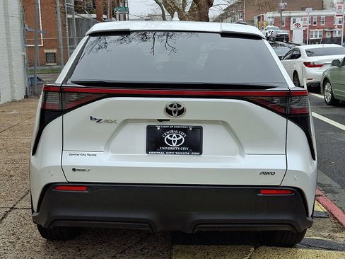 Used 2024 Toyota bZ4X AWD w/ Weather Package image 5