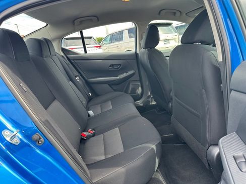 Used 2024 Nissan Sentra SV FWD image 15