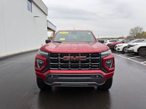 Used 2024 GMC Canyon AT4 w/ AT4 Premium Package AWD/4WD image 3
