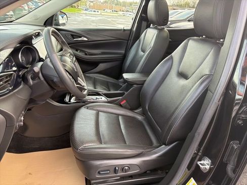 Used 2023 Buick Encore GX Essence w/ Experience Buick Package image 12