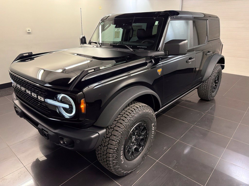 New 2026 Ford Bronco Badlands w/ Wildtrak Package AWD/4WD image 3