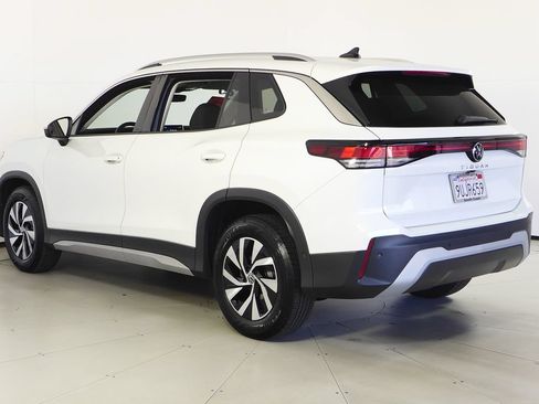 Used 2025 Volkswagen Tiguan S FWD image 9