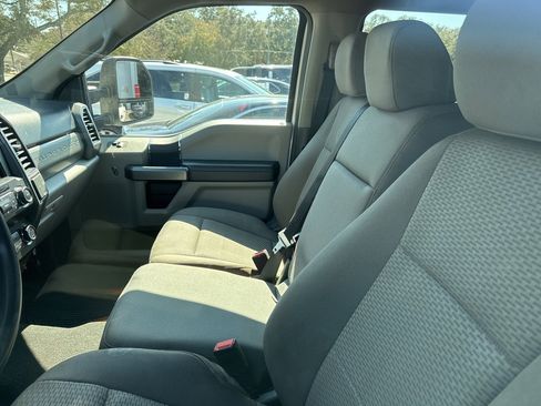 Used 2022 Ford F250 XLT image 11