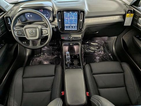 Certified 2026 Volvo XC40 B5 Ultra w/ Climate Package AWD/4WD image 16