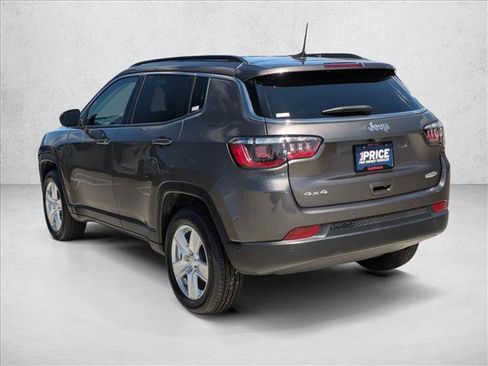 Used 2022 Jeep Compass Latitude w/ Convenience Group AWD/4WD image 8