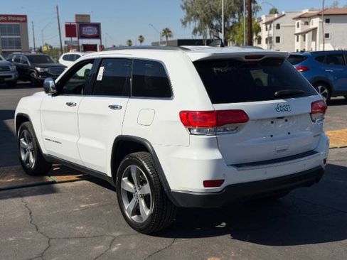 Used 2015 Jeep Grand Cherokee Limited w/ Luxury Group II RWD image 5