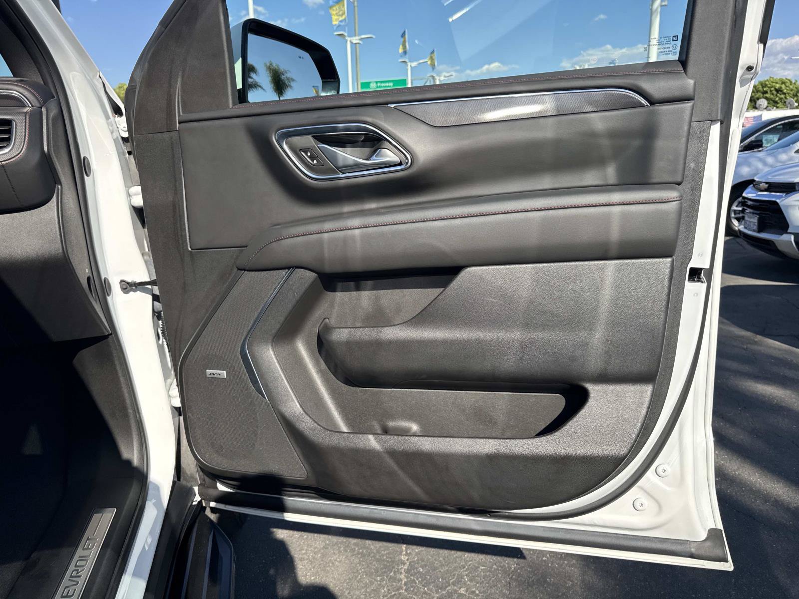 Used 2023 Chevrolet Tahoe RST w/ Luxury Package RWD image 32