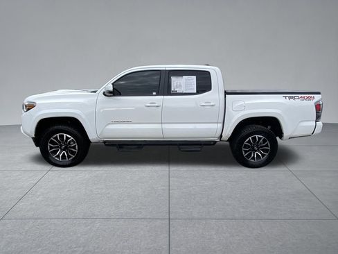 Used 2021 Toyota Tacoma TRD Sport image 4