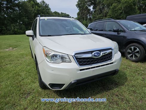 Used 2014 Subaru Forester 2.5i Premium w/ Popular Package #1 AWD/4WD image 4