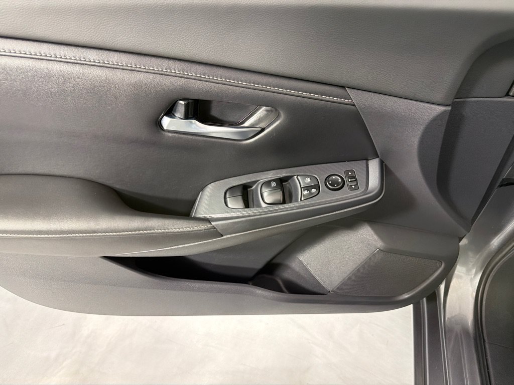 Used 2021 Nissan Sentra SV FWD image 10