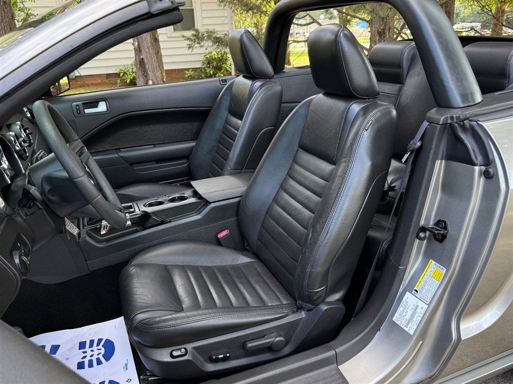 Used 2008 Ford Mustang GT RWD image 52