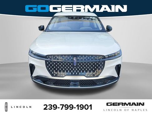 New 2026 Lincoln Nautilus Premier AWD/4WD image 3