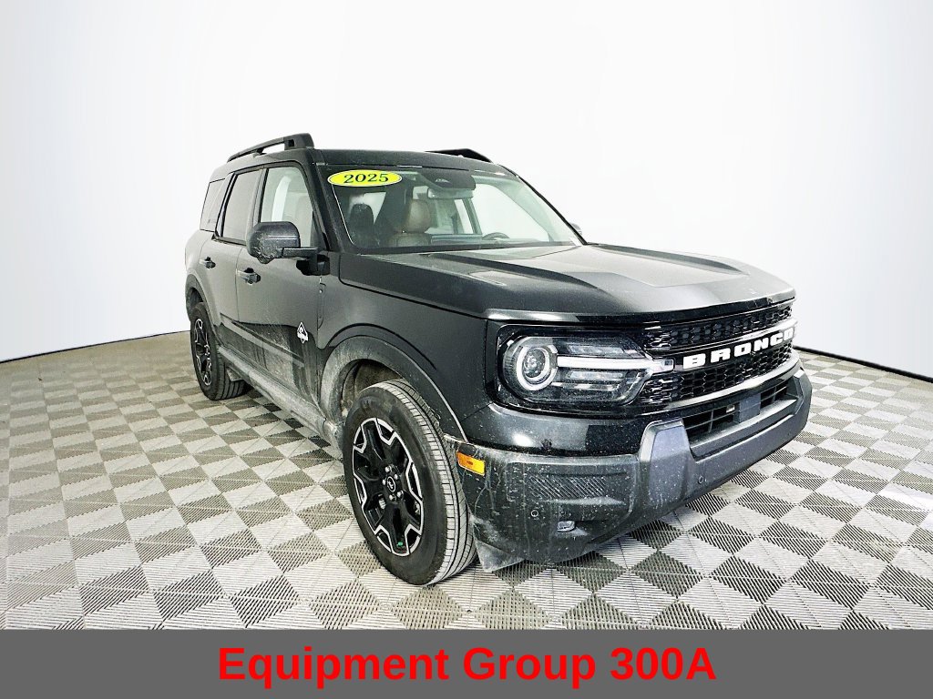 Used 2025 Ford Bronco Sport Outer Banks w/ Outer Banks Tech Package+ AWD/4WD image 4