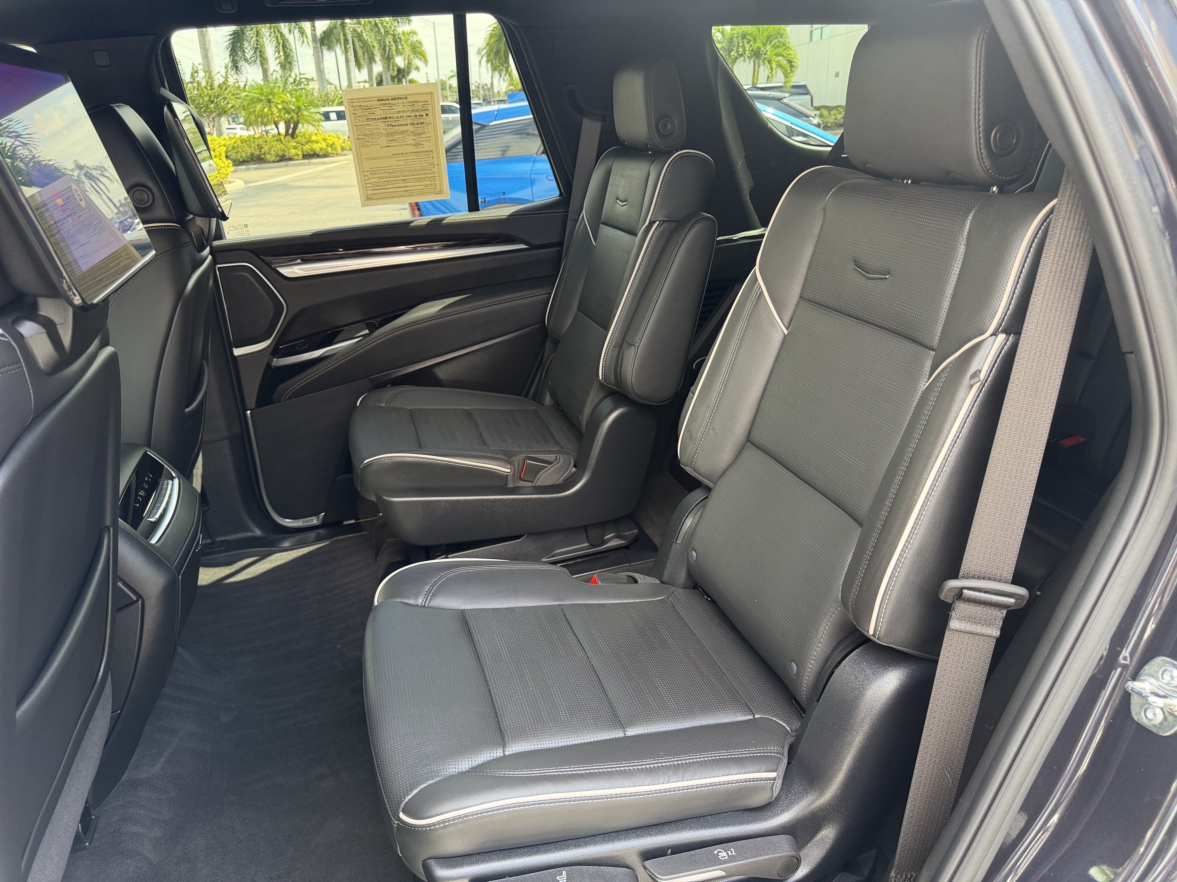 Certified 2024 Cadillac Escalade ESV Sport Platinum w/ LPO, ONYX Package AWD/4WD image 19