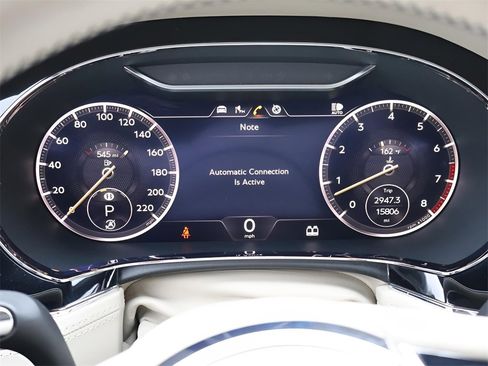 Used 2022 Bentley Continental GT image 31