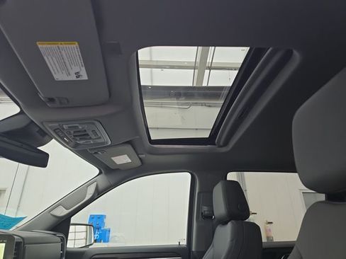 New 2026 GMC Sierra 1500 SLT w/ SLT Premium Plus Package image 21