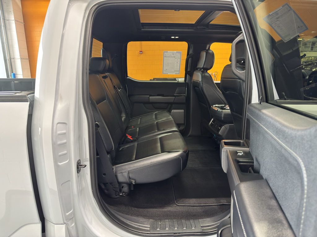 Used 2025 Ford F150 Lariat AWD/4WD image 22