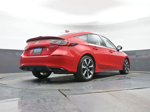 Certified 2025 Honda Civic Sport Touring image 31