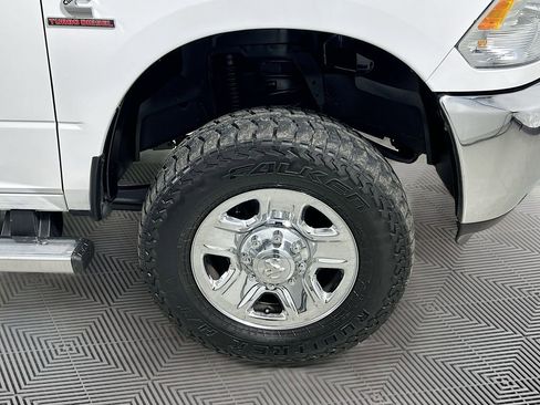Used 2016 RAM 3500 Tradesman w/ Chrome Appearance Group image 16