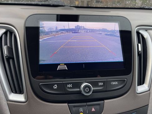 Used 2020 Chevrolet Malibu LS w/ LPO, Convenience Package 1 image 15