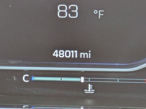 Used 2023 Chevrolet Silverado 1500 LT Trail Boss w/ Convenience Package II image 21