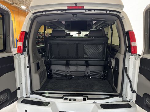 New 2025 GMC Savana 2500 Extended w/ Driver Convenience Package image 35