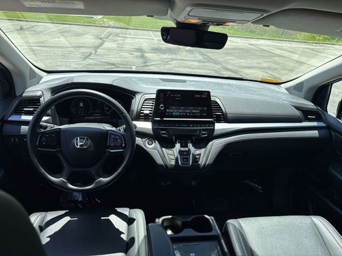 Used 2025 Honda Odyssey EX-L image 11