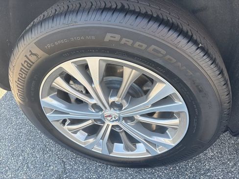 Used 2023 Buick Envision Preferred AWD/4WD image 10