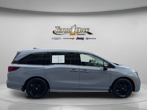Used 2024 Honda Odyssey Sport image 9