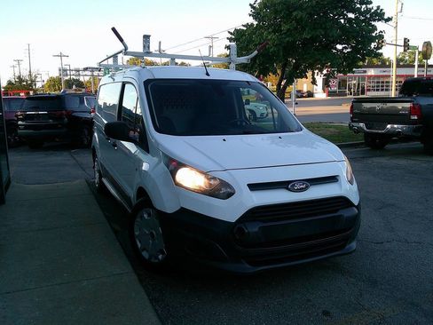 Used 2017 Ford Transit Connect XL image 4