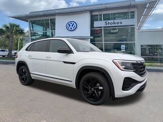 New 2026 Volkswagen Atlas Cross Sport SEL R-Line AWD/4WD video 2