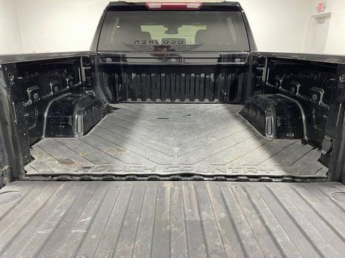 Used 2023 Chevrolet Silverado 1500 LT AWD/4WD image 24