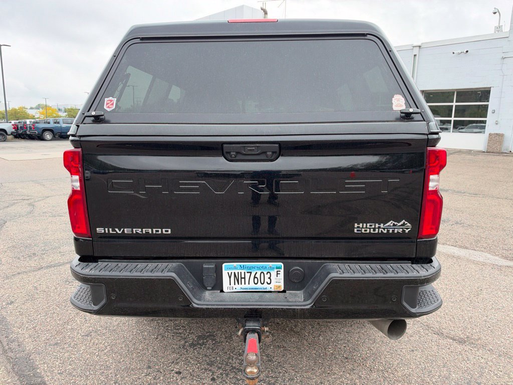 Used 2022 Chevrolet Silverado 3500 High Country w/ Safety Package II AWD/4WD image 5