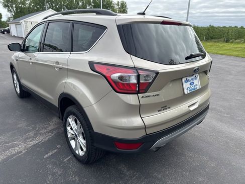 Used 2018 Ford Escape SE AWD/4WD image 5