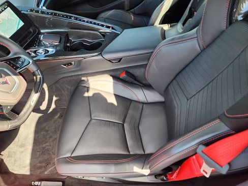 Used 2025 Chevrolet Corvette E-Ray w/ Stealth Interior Trim Package image 14