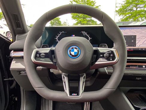 New 2027 BMW 550e xDrive AWD/4WD image 26