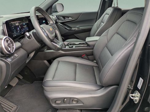 Used 2026 Chevrolet Equinox LT w/ Convenience Package II FWD image 20
