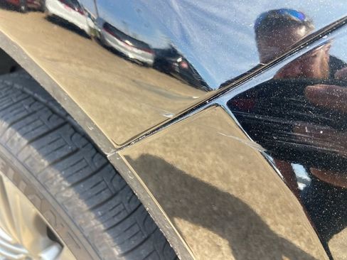 Used 2021 Toyota Venza XLE w/ Softex Package image 28