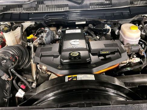 Used 2018 RAM 2500 Laramie w/ Sport Appearance Group AWD/4WD image 41