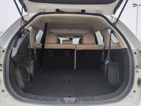 Used 2014 Mitsubishi Outlander SE image 32