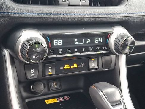 Certified 2025 Toyota RAV4 XSE w/ Advanced Technology Package AWD/4WD image 16
